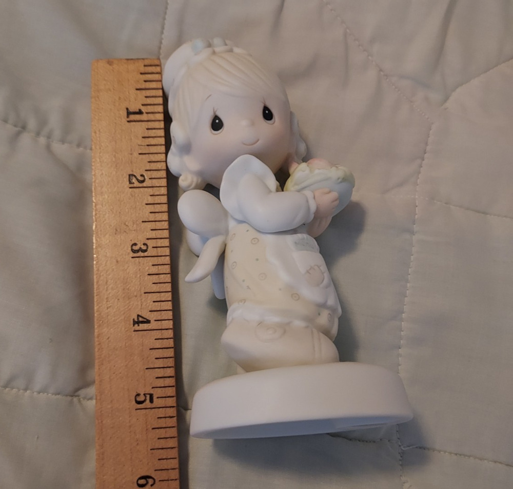 Precious Moments Figurine There is Joy in Serving Jesus 1981 - E 7157